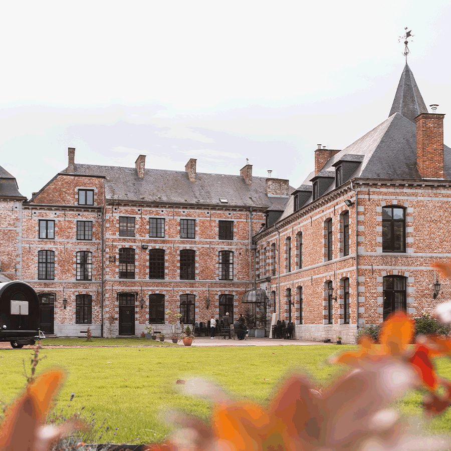 agence de communication et agence web à Mons, Communika: identité visuelle, logo, branding, création site internet, site web, supports de communication