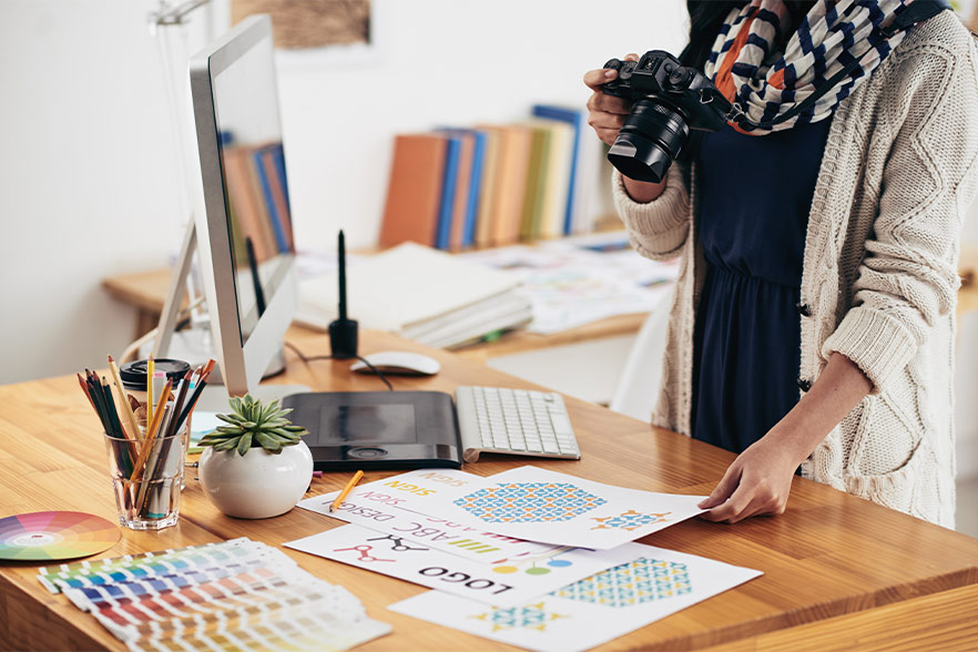 Agence de branding et conception d'identité visuelle, Communika vous accompagne dans vos projets de communication à Mons Ath Soignies, ...